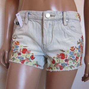 BLANK NYC Flower Power Cut Off Hiker Shorts Sz. 26